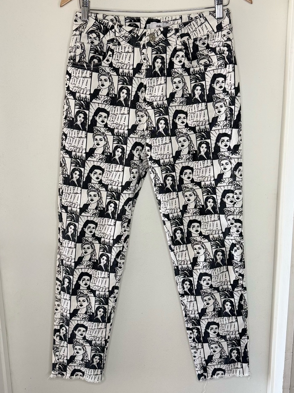 ADIKA Comic Strip White Denim Jeans Women’s Medium Pop Art Y2K Maximalist Punk